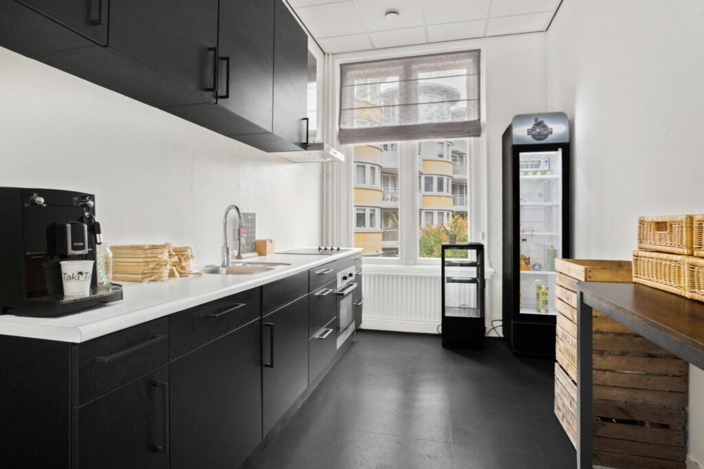 PANTRY 1STE